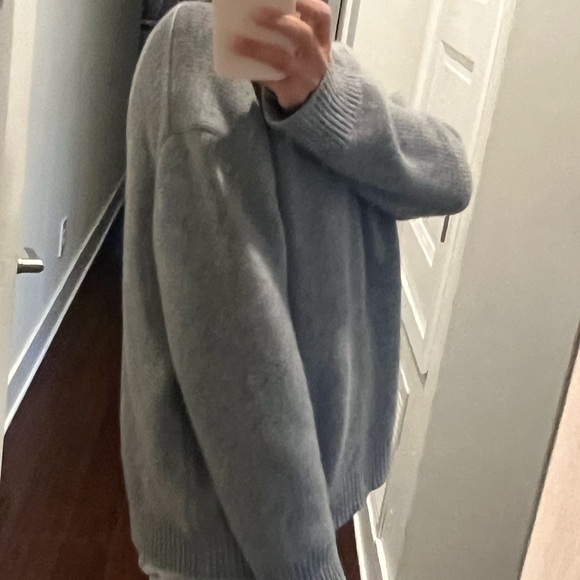 Anine Bing rosie cashmere sweater (retired color). - Picture 9 of 10